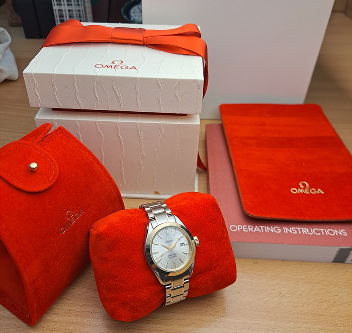 Ladies' Omega Seamaster Aqua Terra Quartz YG/SS Ref. 2377.30
